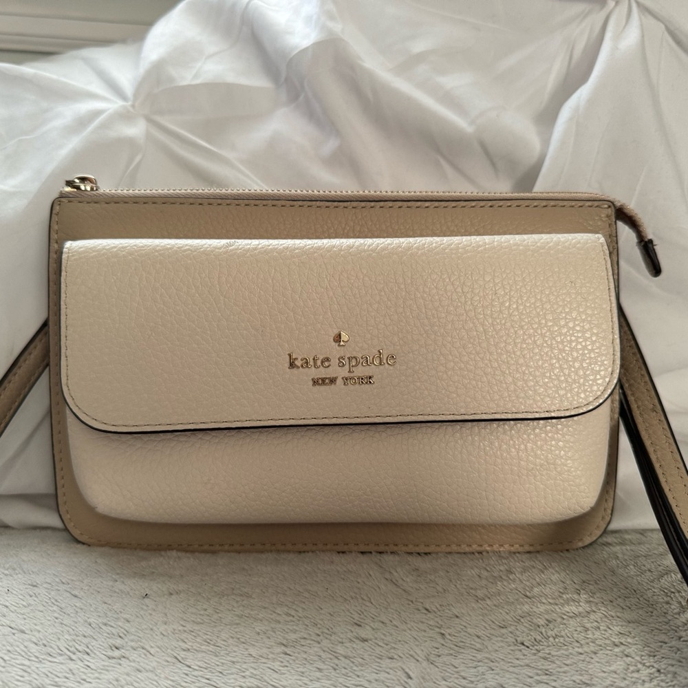 Kate’s spade tan and white crossbody bag